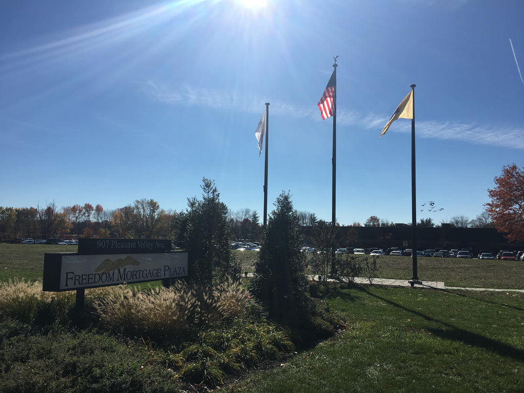 Automatic Aluminum Flagpole | Made in USA