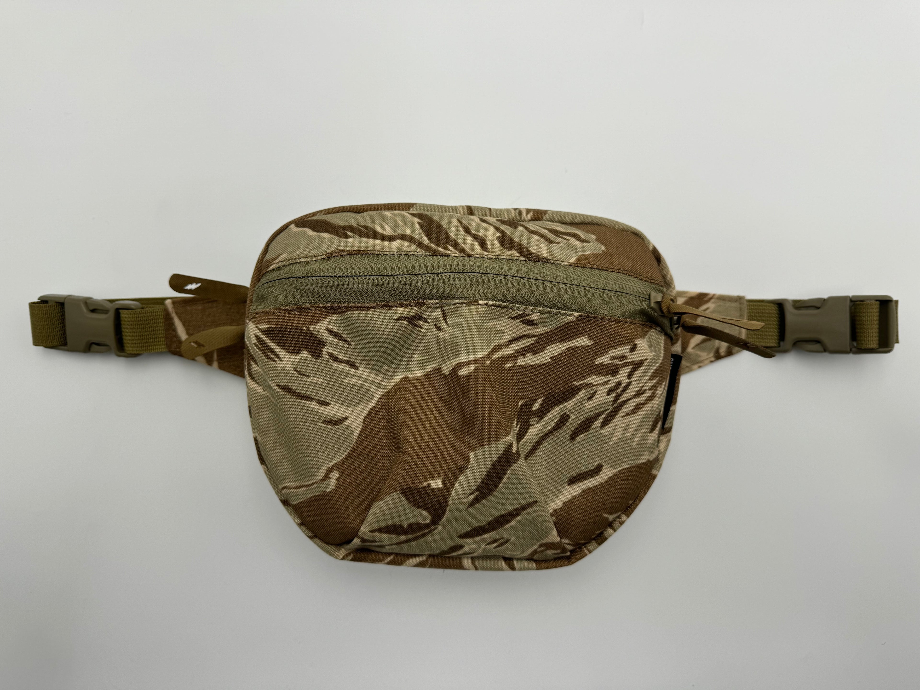 Multifunctional Fanny Pack (Various Colors and Patterns)