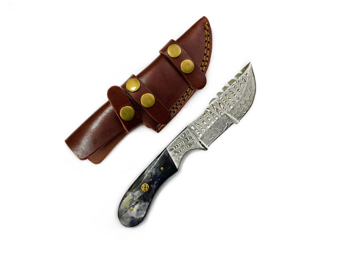 Bushcraft & Survival Knives