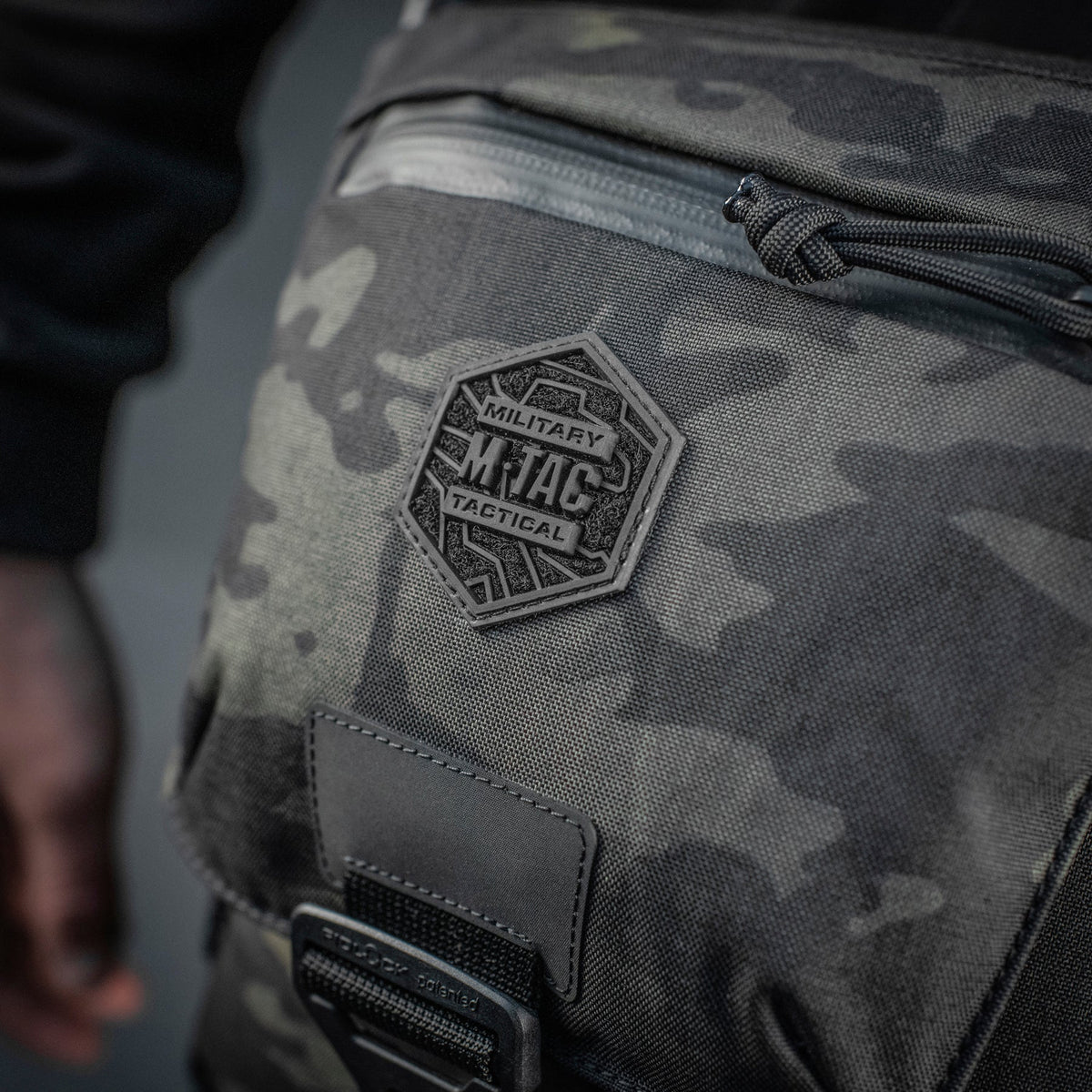 M-Tac Satellite Magnet Bag Elite Hex