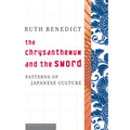 The Chrysanthemum and the Sword - Paperback