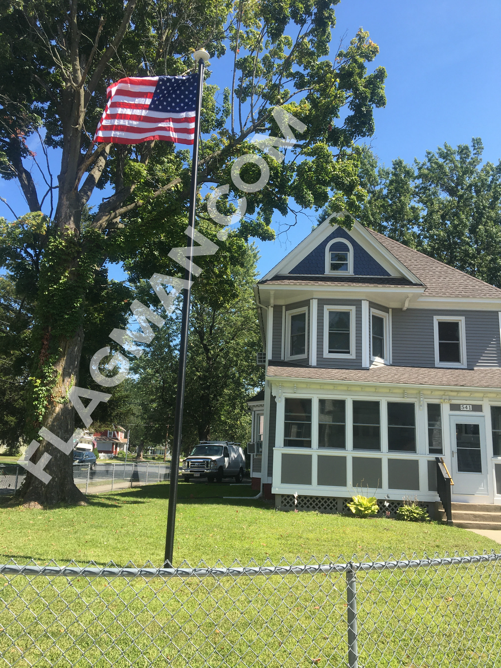 Double Row Solar Flagpole Top Light | 40 LED Automatic Flag Illumination