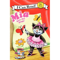 Mia Sets the Stage - Paperback