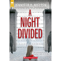A Night Divided (Scholastic Gold) - Paperback