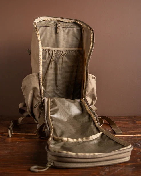Eberlestock Brute Scout Hunting Pack - Ultralight 30L Fast-Attack Rucksack - Built to Stop Back Sweat & Shed Rain