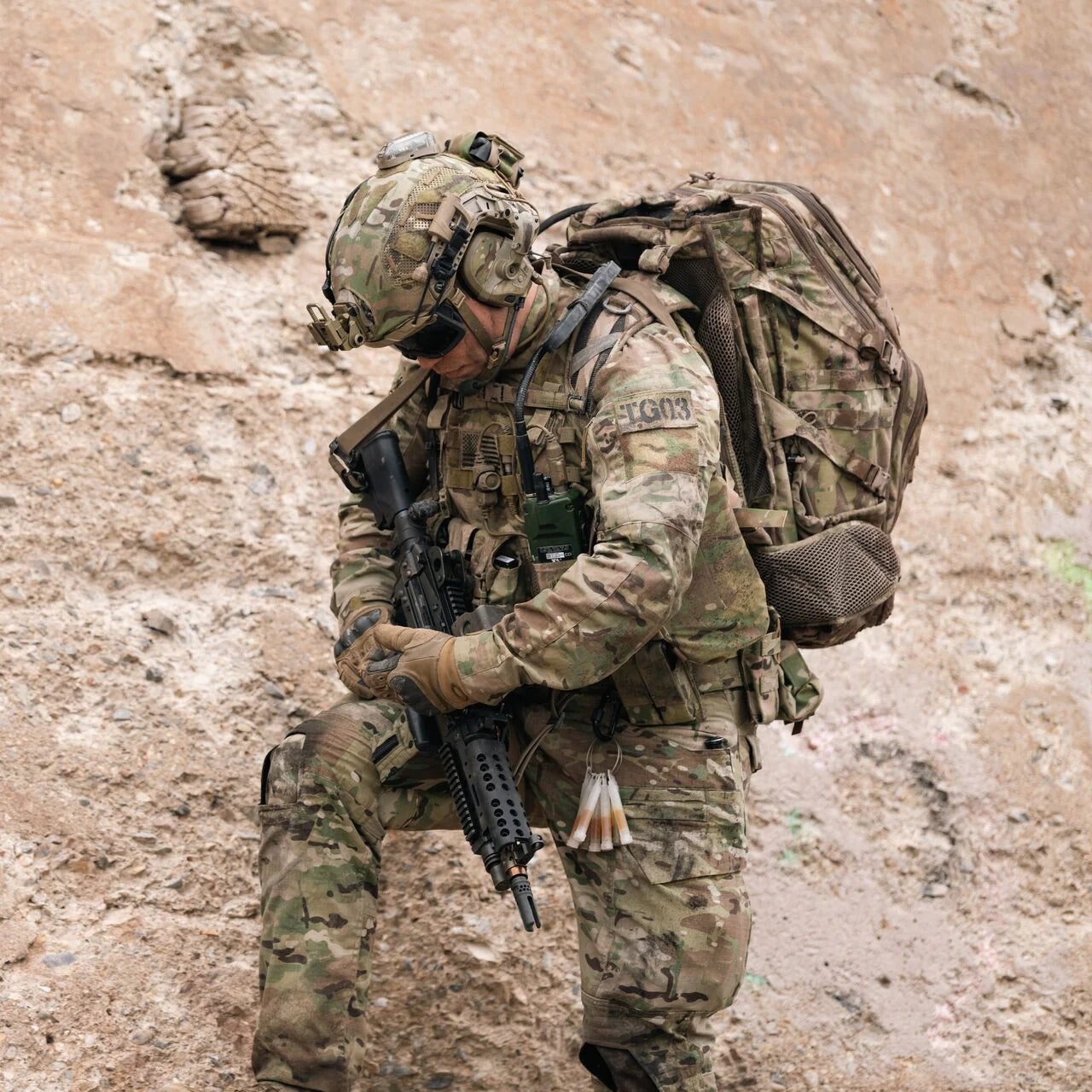 Eberlestock X31 LoDrag II - Tactical Pack - 34-Inch Weapon Scabbard