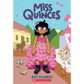 Miss Quinces: A Graphic Novel - Paperback