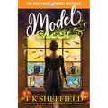 Model Ghost: A fun, fashionable mystery - Paperback