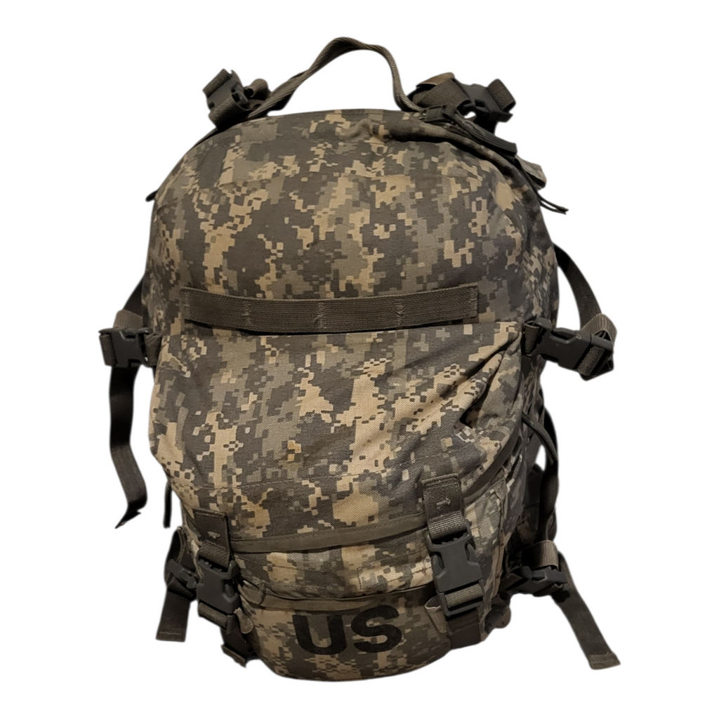 ACU UCP Assault Pack US ARMY Molle II 3 day Pack