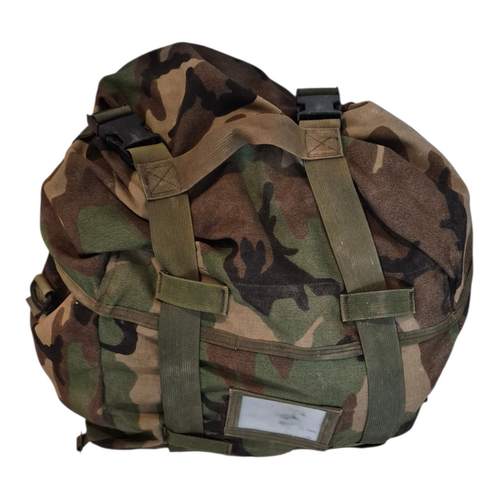 Woodland sleeping bag carriers issued condition