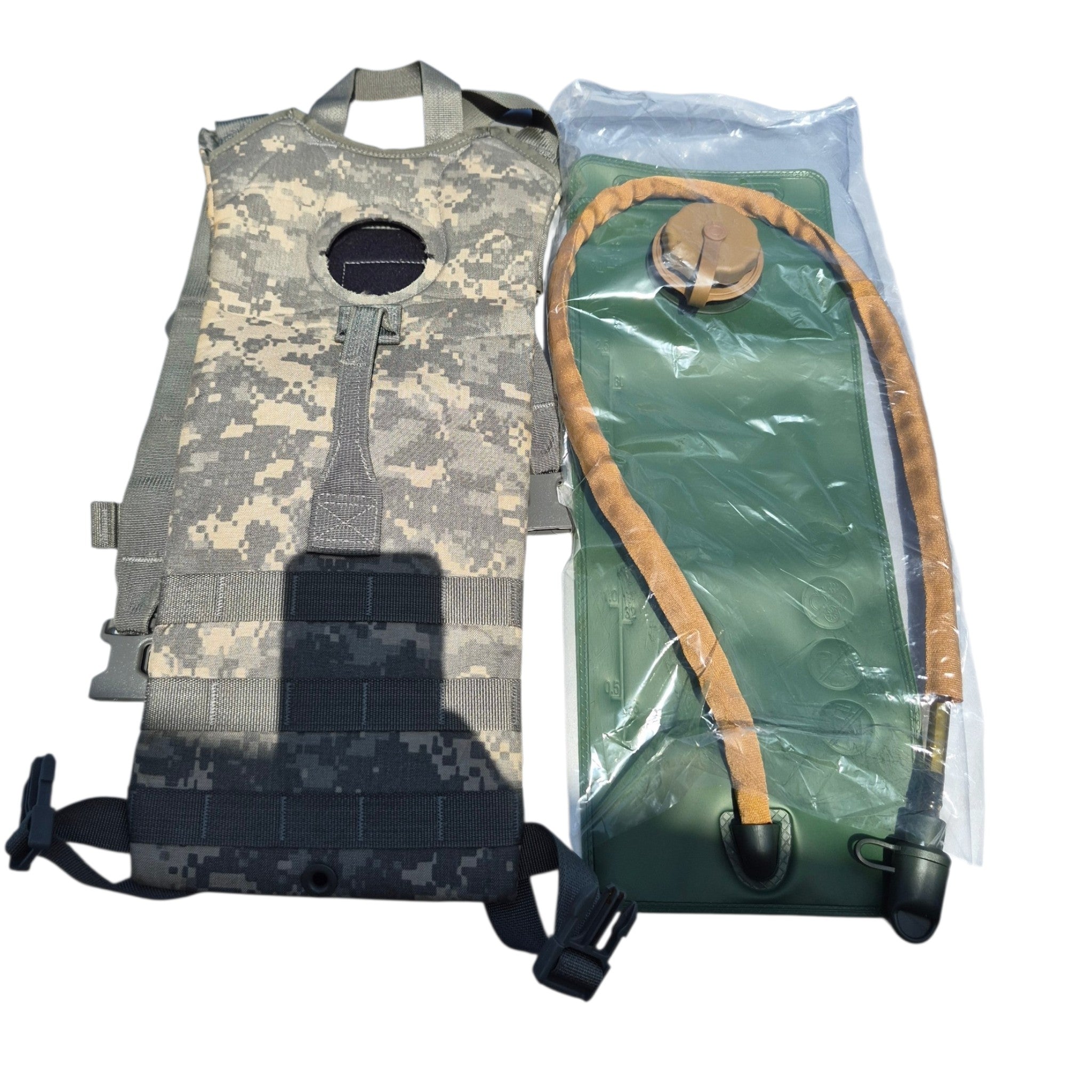 MOLLE II Hydration System Carrier Used - ACU-No bladder