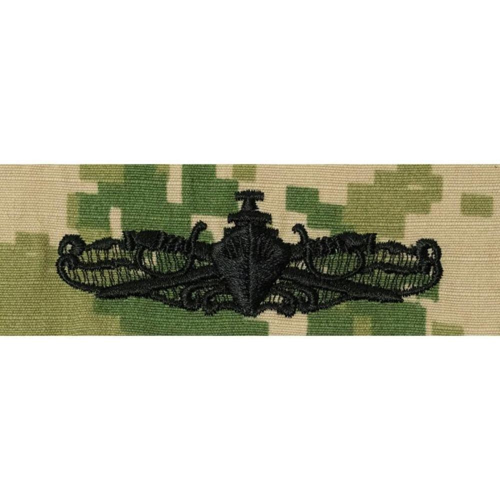 NEW Vanguard US Navy Surface Warfare Device - Officer (NWU Type III)