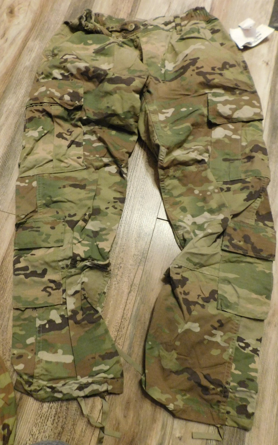 US ARMY OCP FEMALE PANTS  SIZE 31 REGULAR NEW