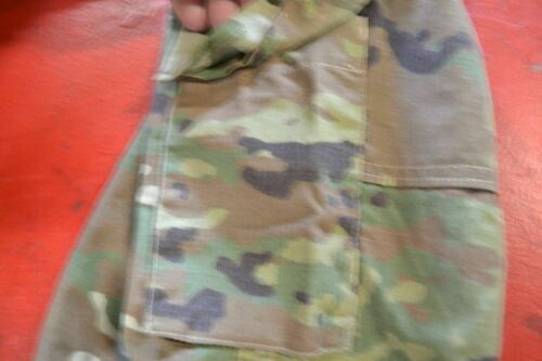 US ARMY  UNIFORM MEDIUM REGULAR SET FLAME RESISTANT FRACU ZIPPER