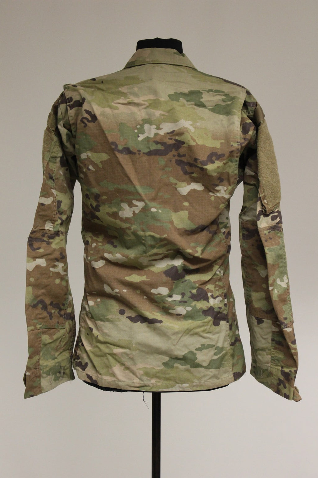 US Military OCP Combat Uniform Coat - 8415-01-598-9987 - Medium Regular - New