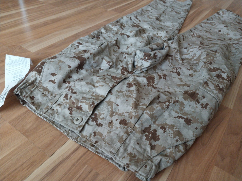 USMC NEW Marine Corps Desert MARPAT MCCUU Camouflage Trousers Size Small Regular
