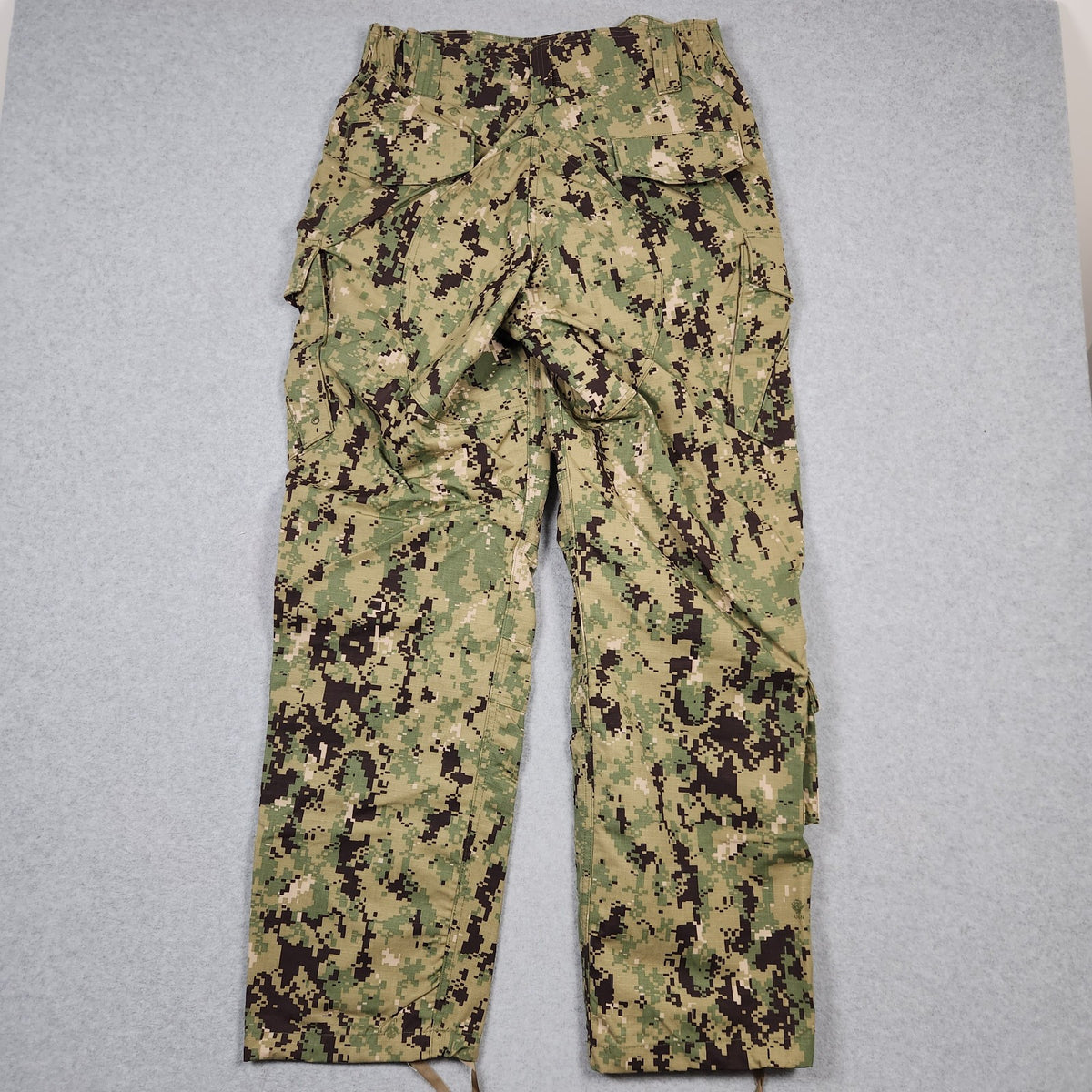 Military Pants Medium Reg NWU Type III AOR2 Navy Uniform NSW SEAL DEVGRU SOF CAG