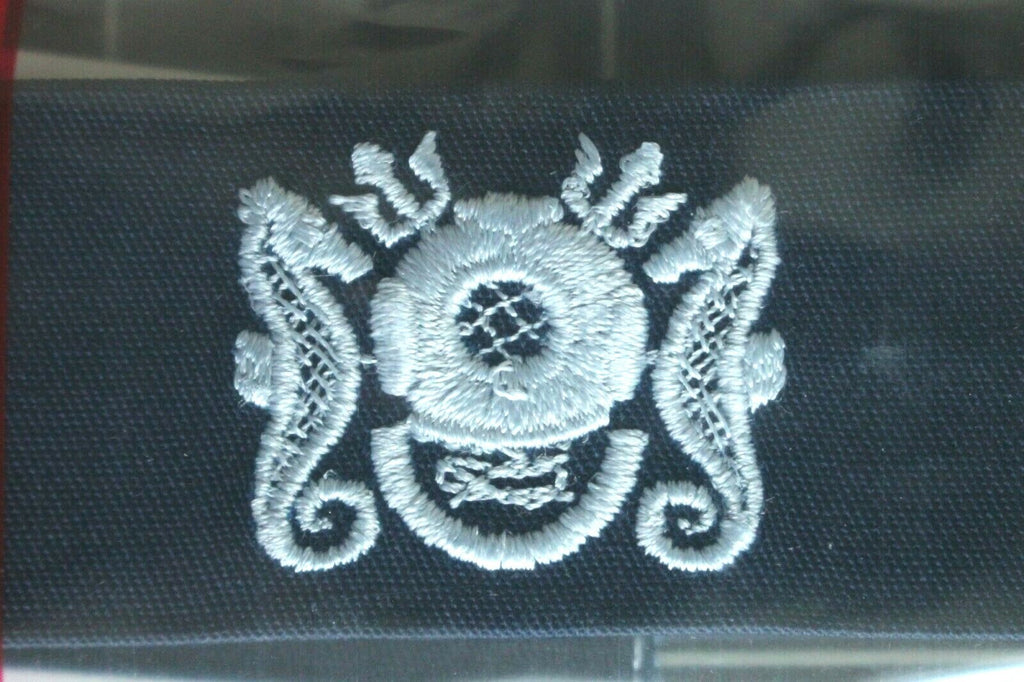 USN US NAVY BLUE COVERALL UNIFORM MASTER DIVER SPECIALTY BADGE INSIGNIA TAPE
