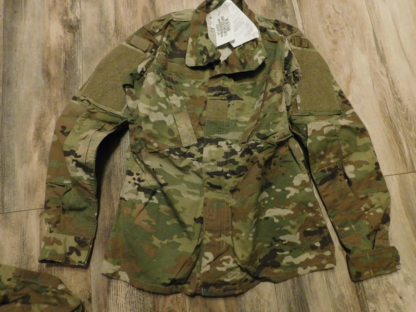 US ARMY OCP FEMALE COAT SZ 33 - REGULAR  NEW