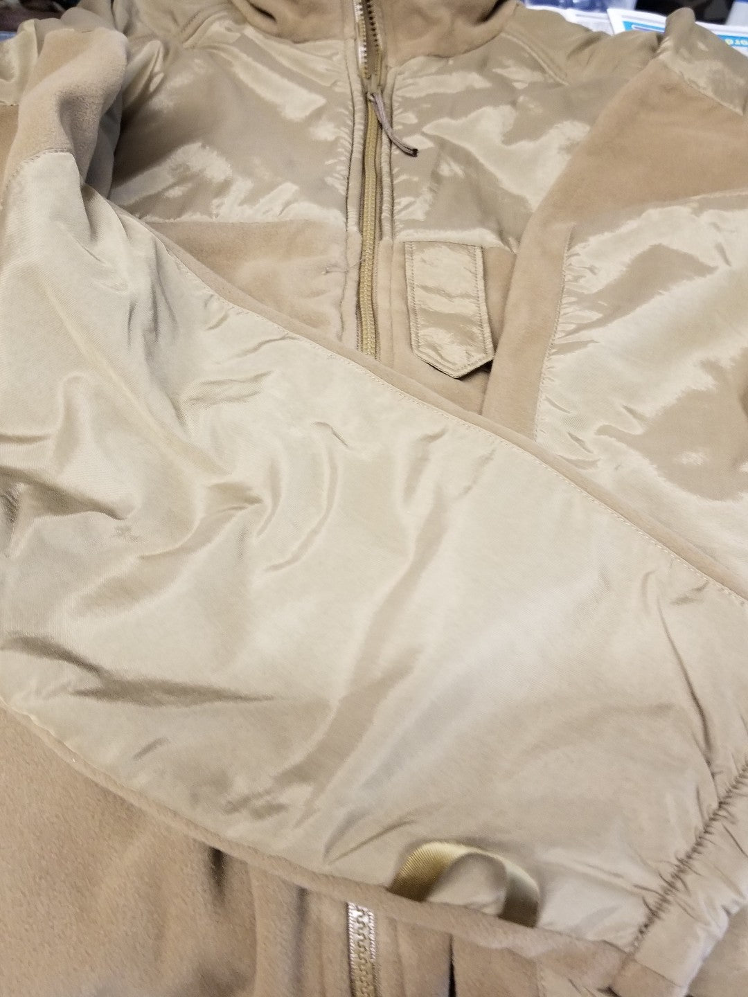 New Navy NWU Type III Gortex Fleece Liner  w/pockets Medium - Long