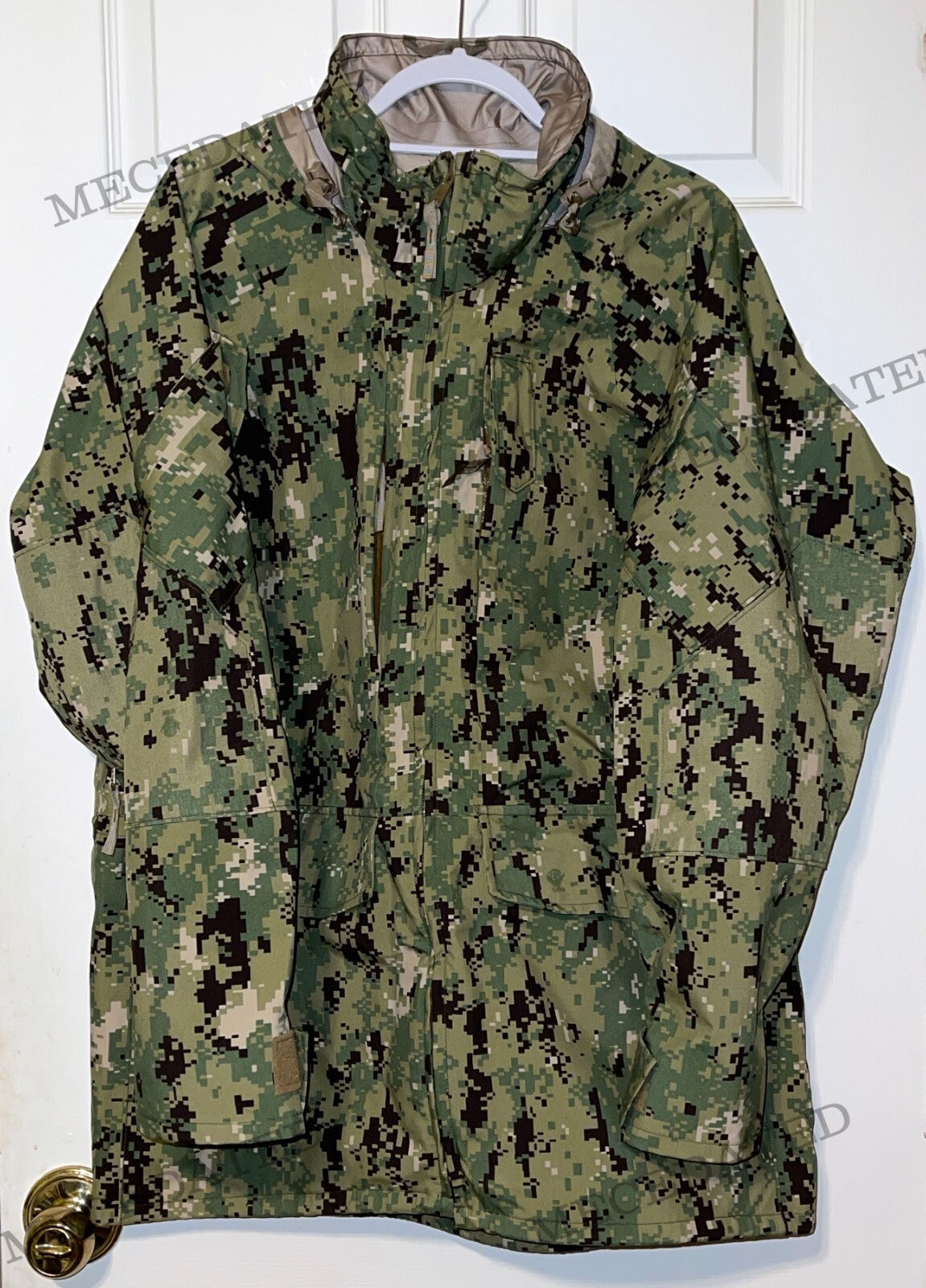 NWOT NWU AOR2 GORE-TEX ECWCS TYPE III PARKA JACKET USN NAVY SEAL  MEDIUM LONG ML