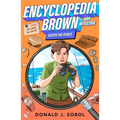 Encyclopedia Brown Keeps the Peace - Paperback