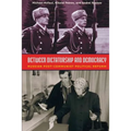 Between Dictatorship and Democracy: Russian Post-Communist Political Reform - Paperback