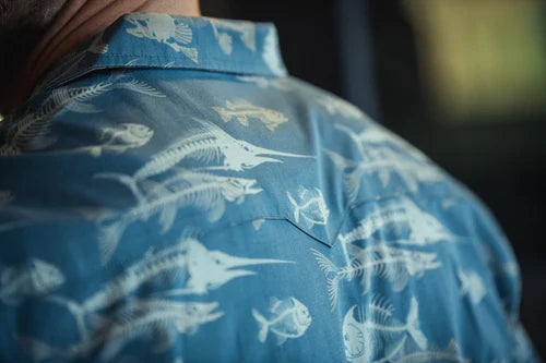 Vertx Dadeland CCW Shirt: Snap-Front Concealed Wallet Trap & Chest Pockets Carry Shirt