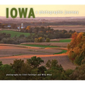 Iowa: A Photographic Journey - Paperback
